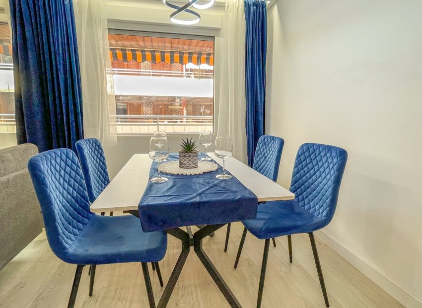 Herverkoop - Apartments - Flats - Torrevieia - Playa Los Naufragos