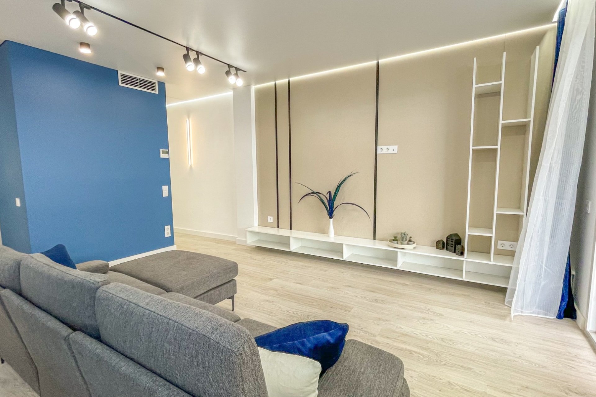 Herverkoop - Apartments - Flats - Torrevieia - Playa Los Naufragos