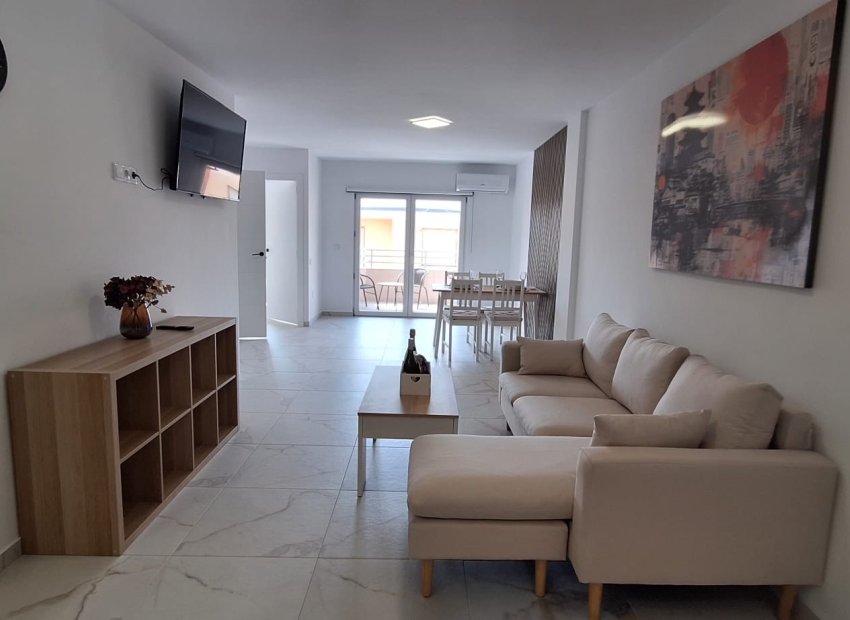 Herverkoop - Apartments - Flats - Torrevieia - Playa Los Naufragos