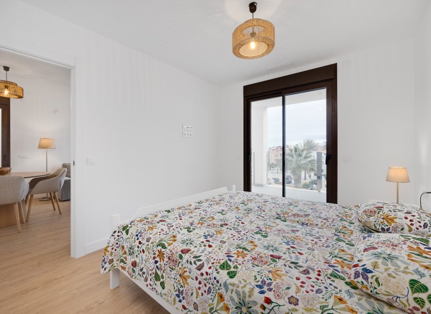 Herverkoop - Apartments - Flats - Villamartín - PAU 8