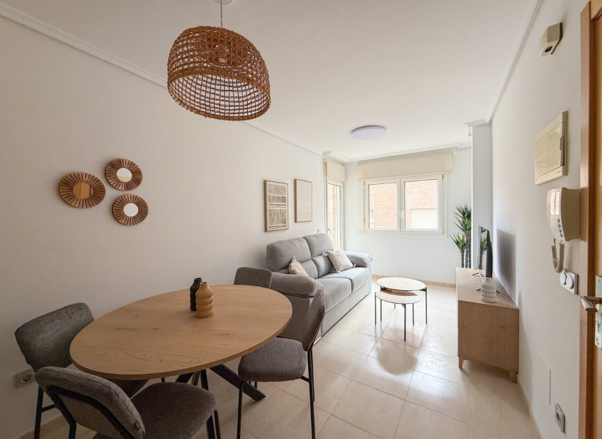 Herverkoop - Appartement / flat - Águilas - La Colonia