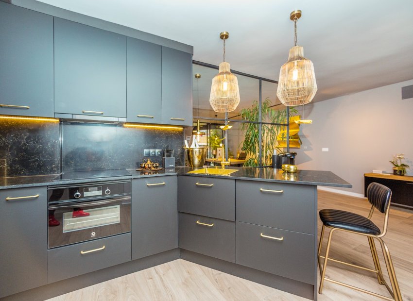 Herverkoop - Appartement / flat - Alicante - Alicante centro