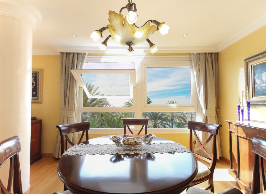 Herverkoop - Appartement / flat - Alicante - Center