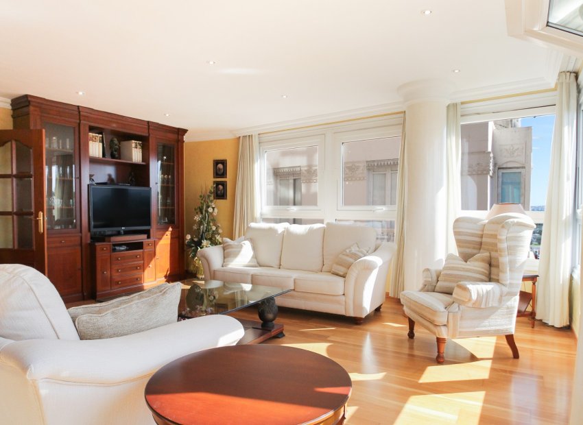 Herverkoop - Appartement / flat - Alicante - Center