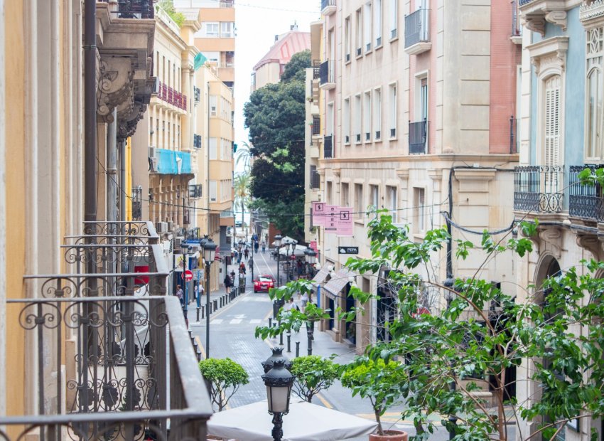 Herverkoop - Appartement / flat - Alicante - Center