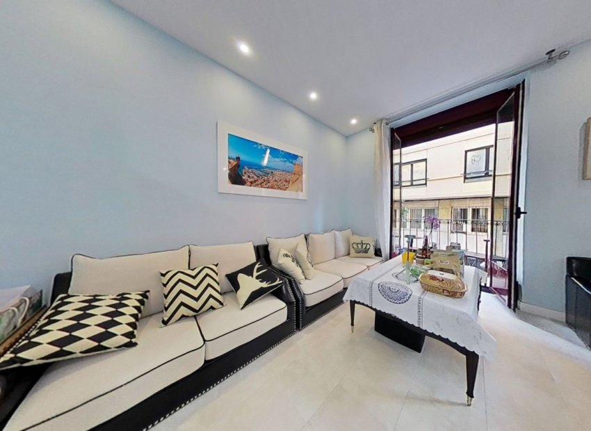 Herverkoop - Appartement / flat - Alicante - Center