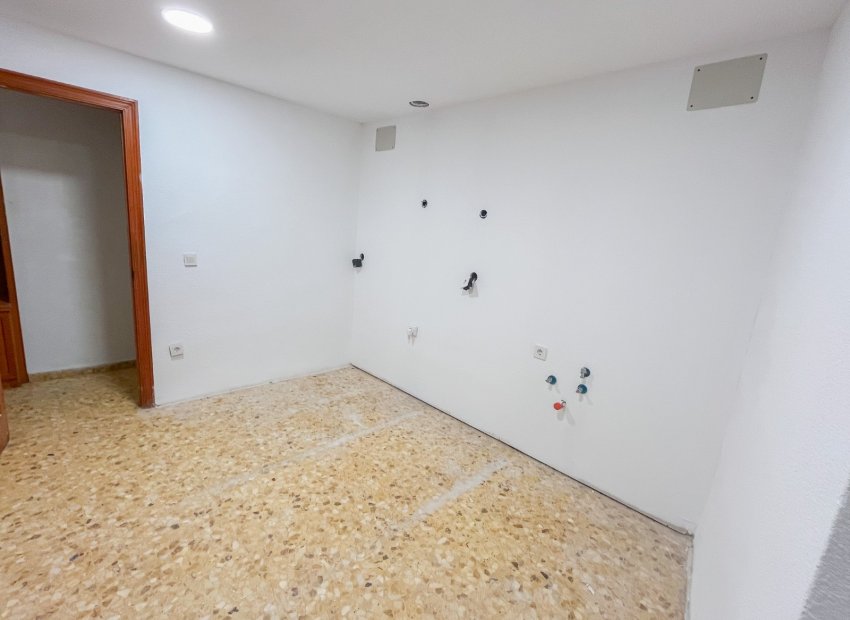 Herverkoop - Appartement / flat - Alicante - Center