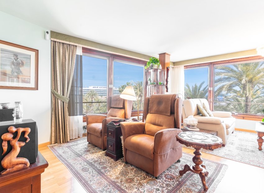 Herverkoop - Appartement / flat - Alicante - Center