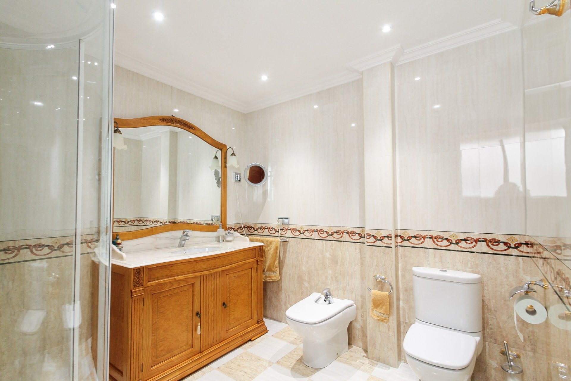 Herverkoop - Appartement / flat - Alicante - - Centro  -