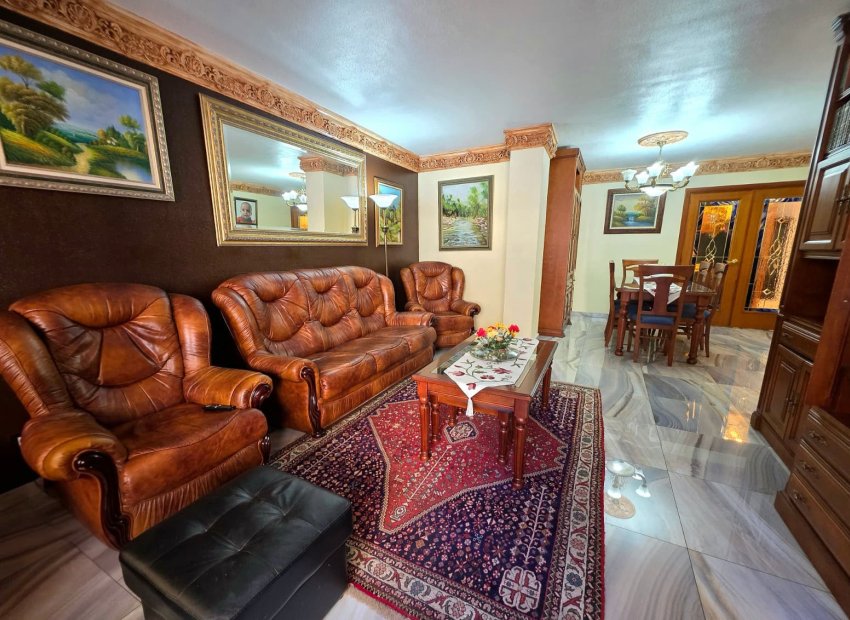 Herverkoop - Appartement / flat - Alicante - Centro