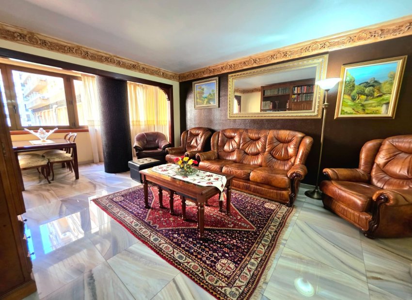 Herverkoop - Appartement / flat - Alicante - Centro