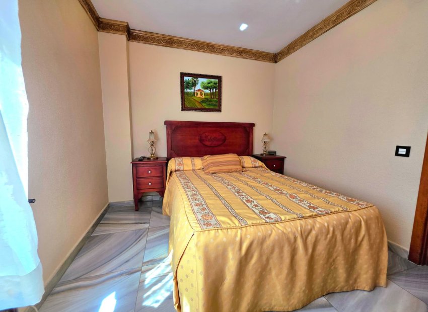 Herverkoop - Appartement / flat - Alicante - Centro