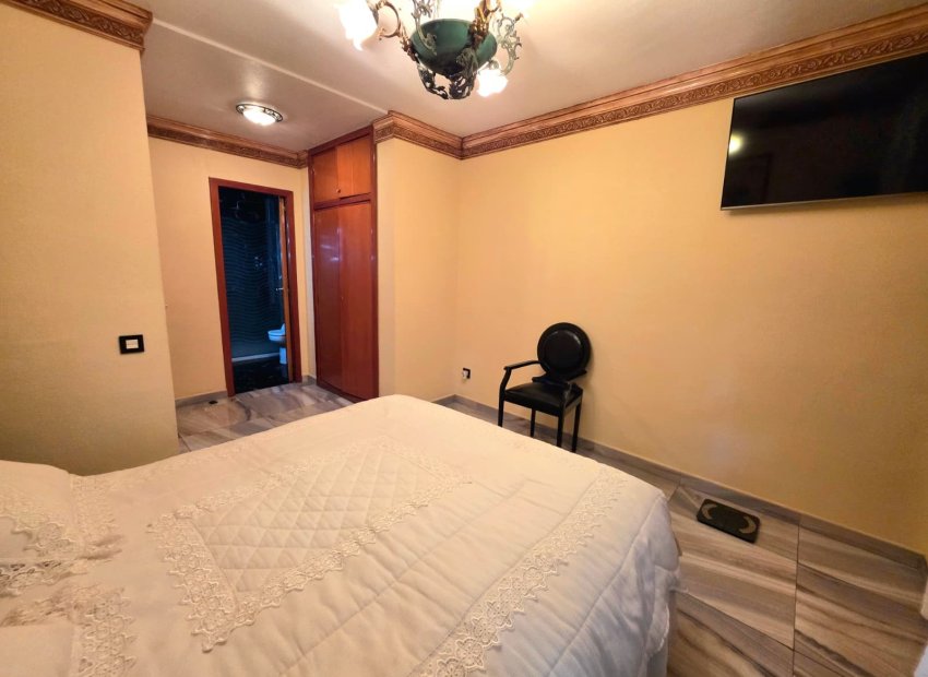 Herverkoop - Appartement / flat - Alicante - Centro