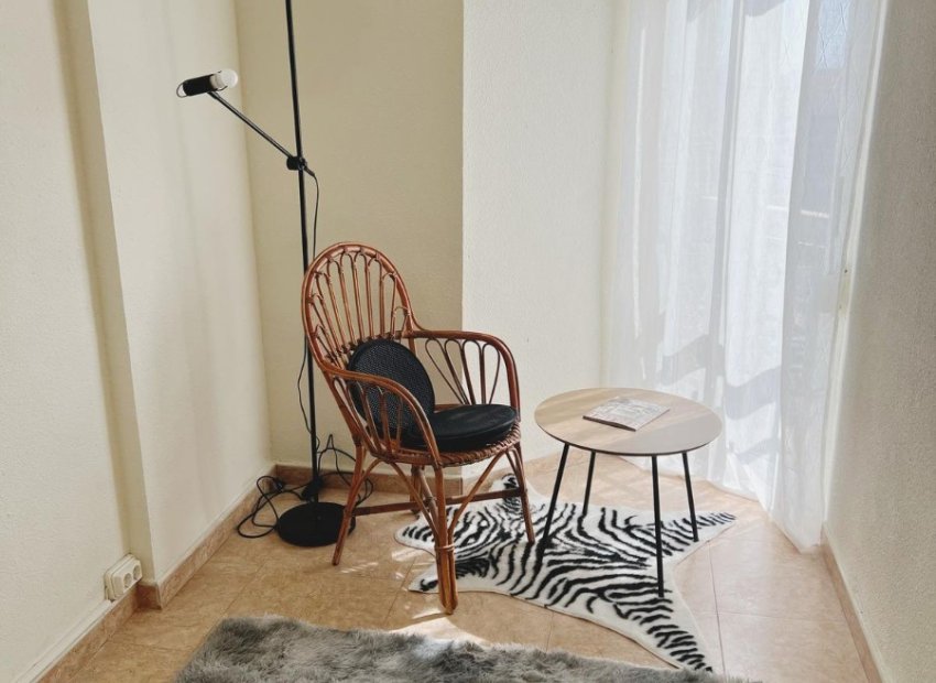 Herverkoop - Appartement / flat - Alicante