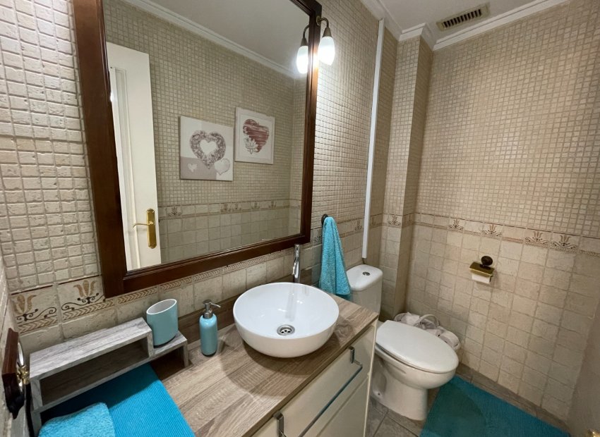 Herverkoop - Appartement / flat - Almoradí - Center