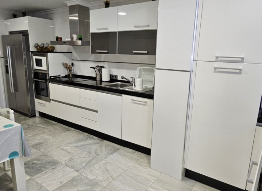 Herverkoop - Appartement / flat - Benidorm - Levante