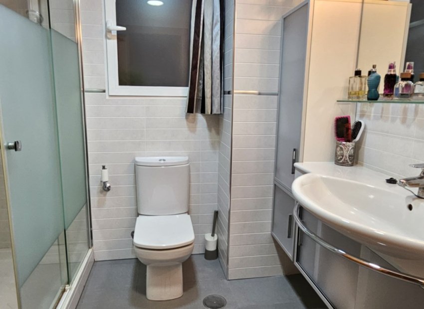 Herverkoop - Appartement / flat - Benidorm - Levante