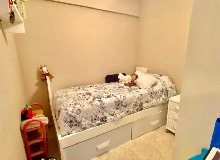 Herverkoop - Appartement / flat - Benidorm - Levante