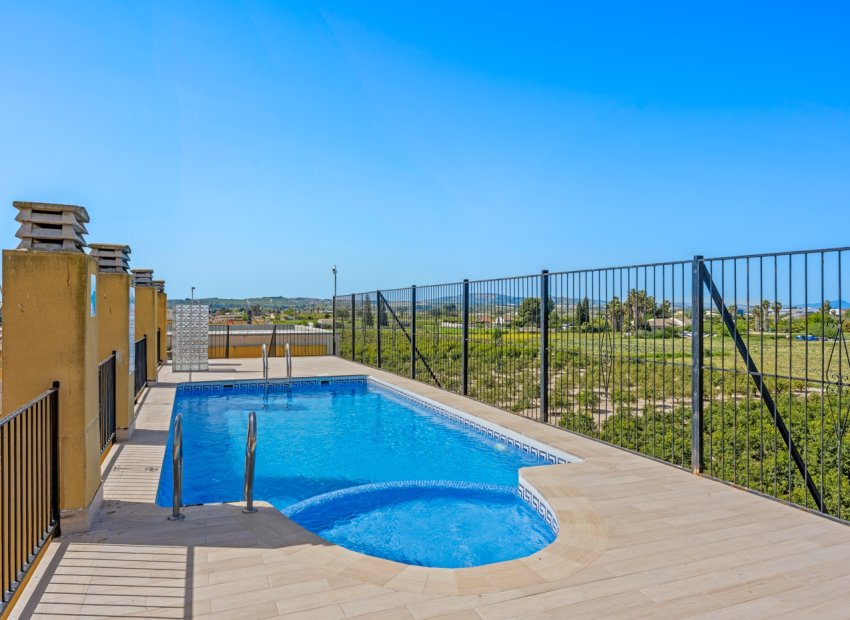 Herverkoop - Appartement / flat - Daya Nueva - Costa Blanca South