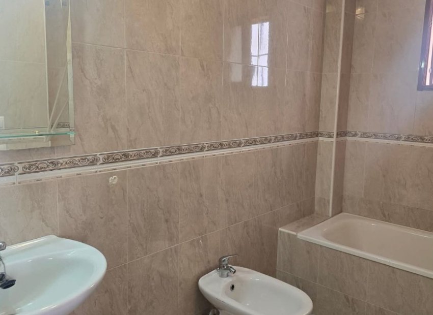 Herverkoop - Appartement / flat - Daya Vieja - Costa Blanca