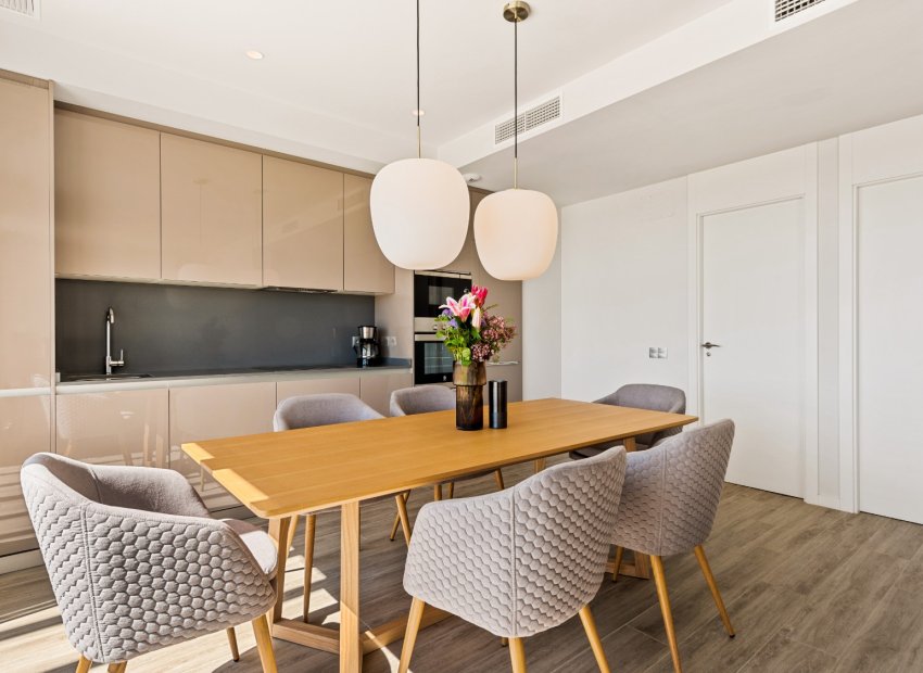 Herverkoop - Appartement / flat - Estepoa - Cancelada