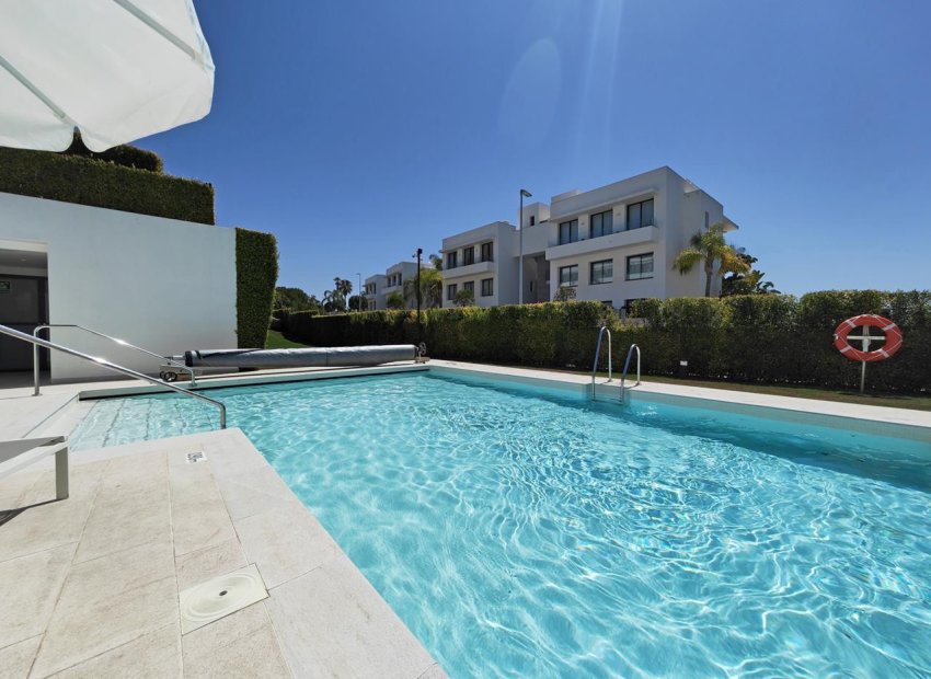 Herverkoop - Appartement / flat - Estepoa - New Golden Mile