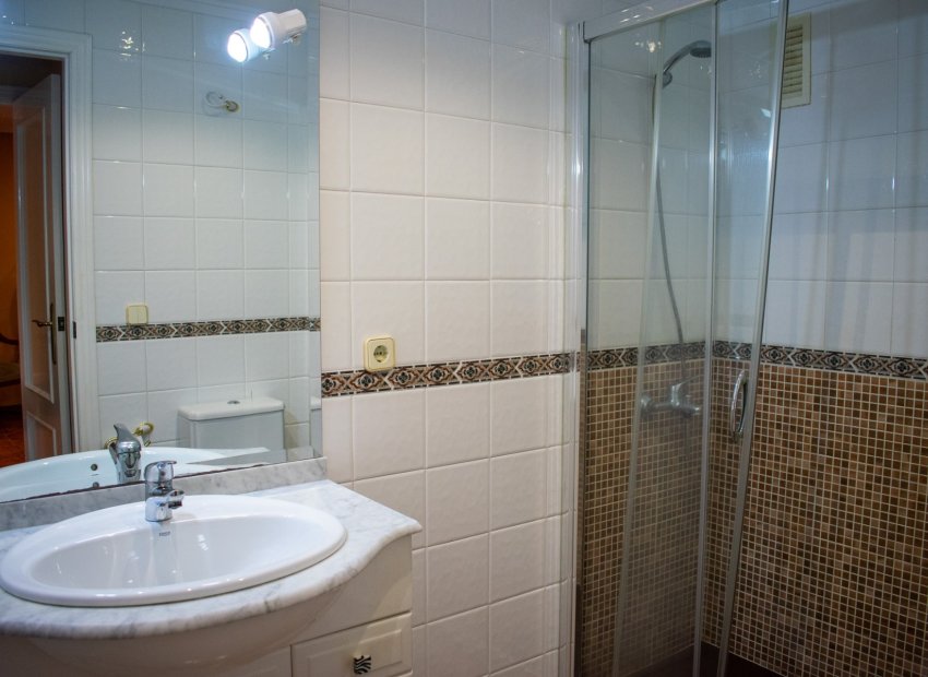 Herverkoop - Appartement / flat - Guardamar del Segura - Center