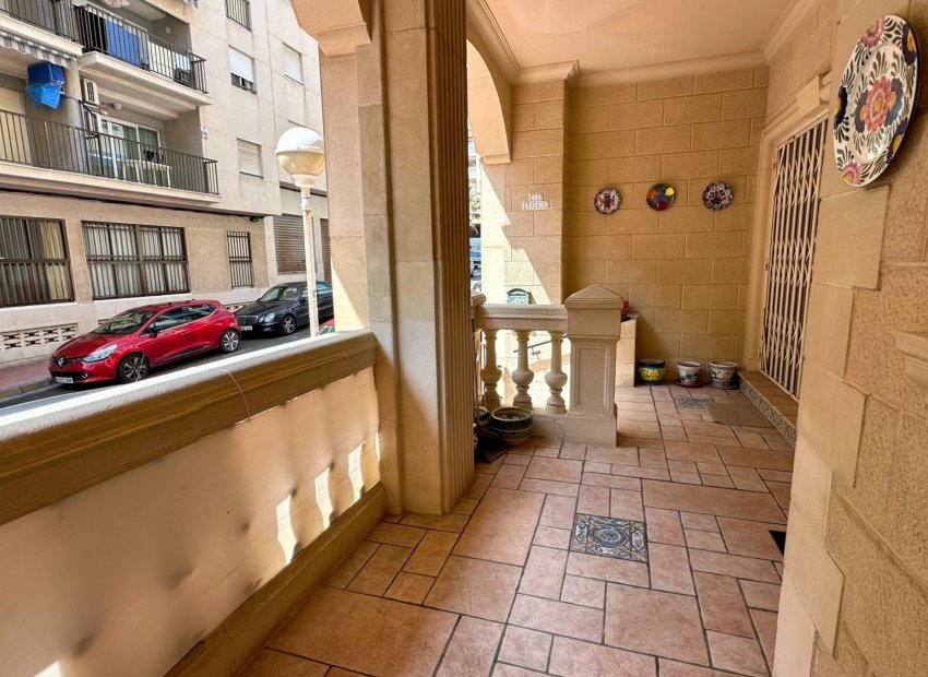 Herverkoop - Appartement / flat - Guardamar del Segura - Center