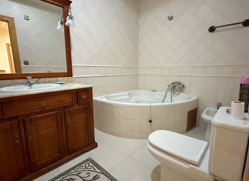 Herverkoop - Appartement / flat - Guardamar del Segura - Center