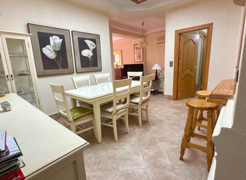 Herverkoop - Appartement / flat - Guardamar del Segura - Center