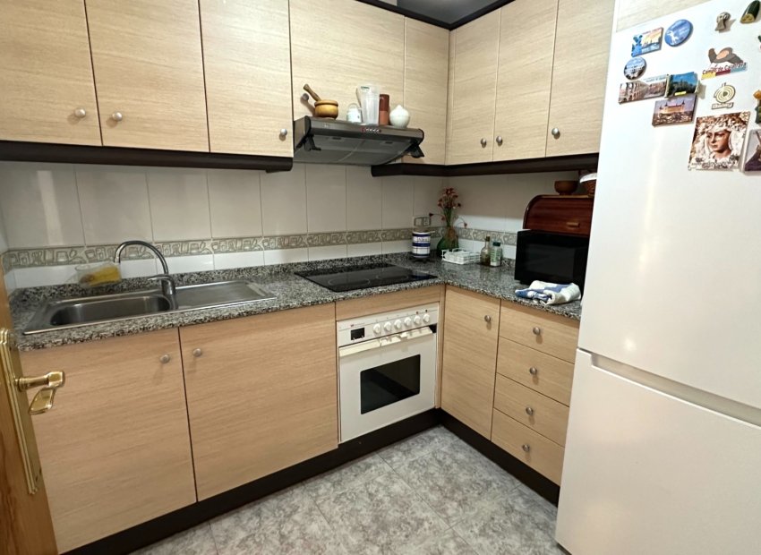 Herverkoop - Appartement / flat - Guardamar del Segura - Center