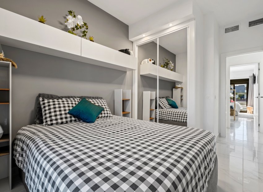 Herverkoop - Appartement / flat - Guardamar del Segura - El Raso*