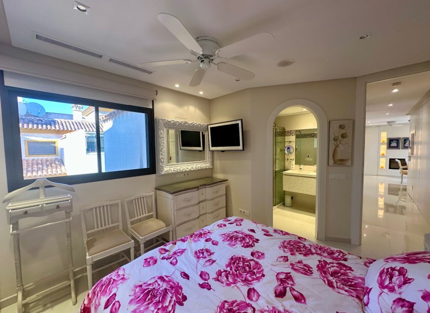 Herverkoop - Appartement / flat - Guardamar del Segura - Marjal Beach