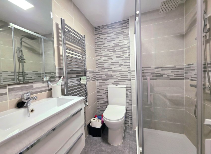 Herverkoop - Appartement / flat - Guardamar del Segura - Pinomar