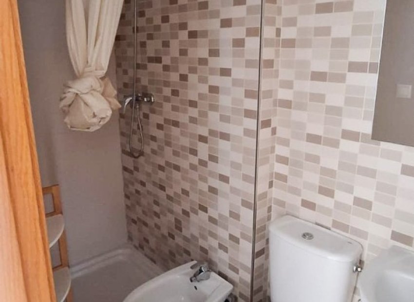 Herverkoop - Appartement / flat - Guardamar del Segura - Pueblo