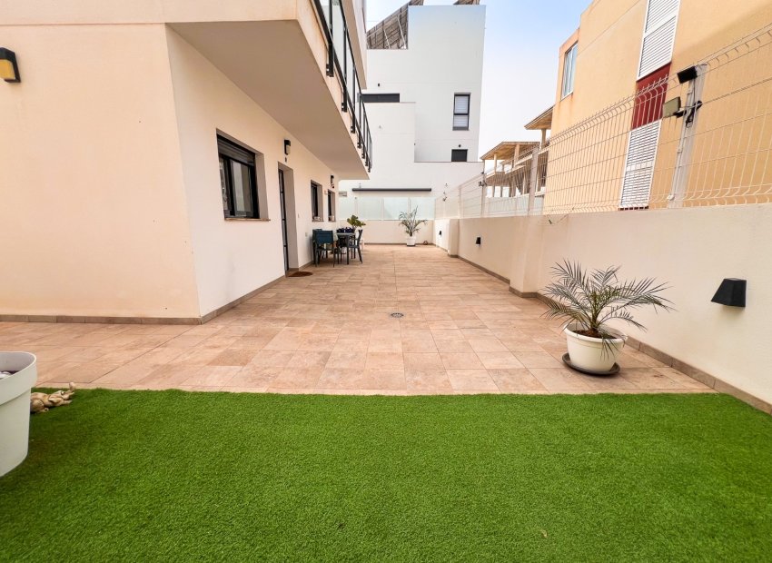 Herverkoop - Appartement / flat - Guardamar del Segura