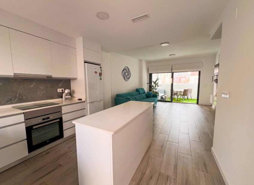 Herverkoop - Appartement / flat - Guardamar del Segura