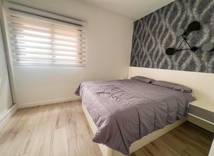 Herverkoop - Appartement / flat - Guardamar del Segura