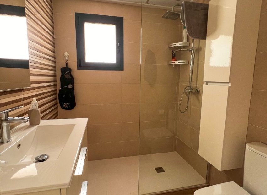 Herverkoop - Appartement / flat - Guardamar del Segura