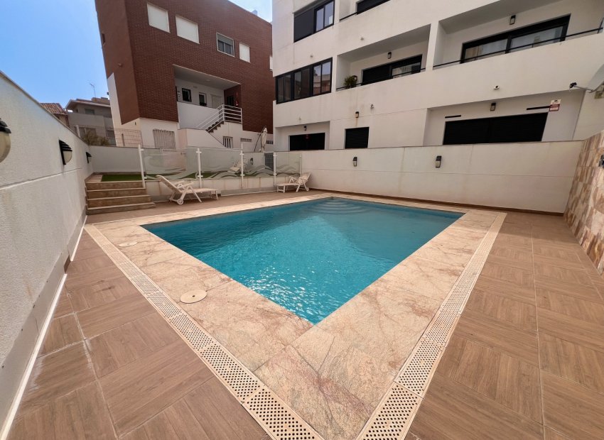 Herverkoop - Appartement / flat - Guardamar del Segura