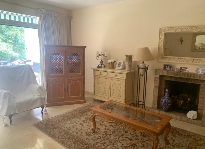 Herverkoop - Appartement / flat - Marbella - Nagueles