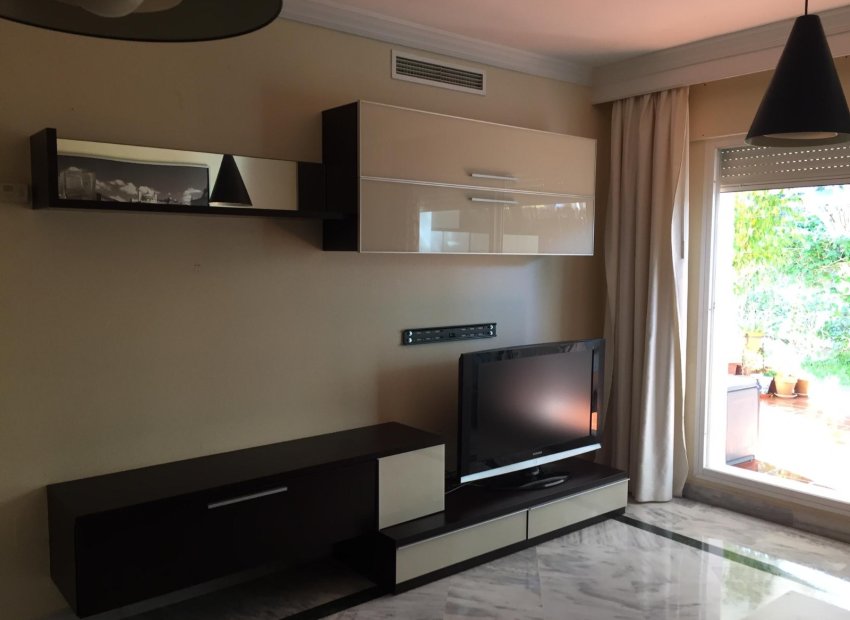 Herverkoop - Appartement / flat - Marbella - Nueva Andalucía