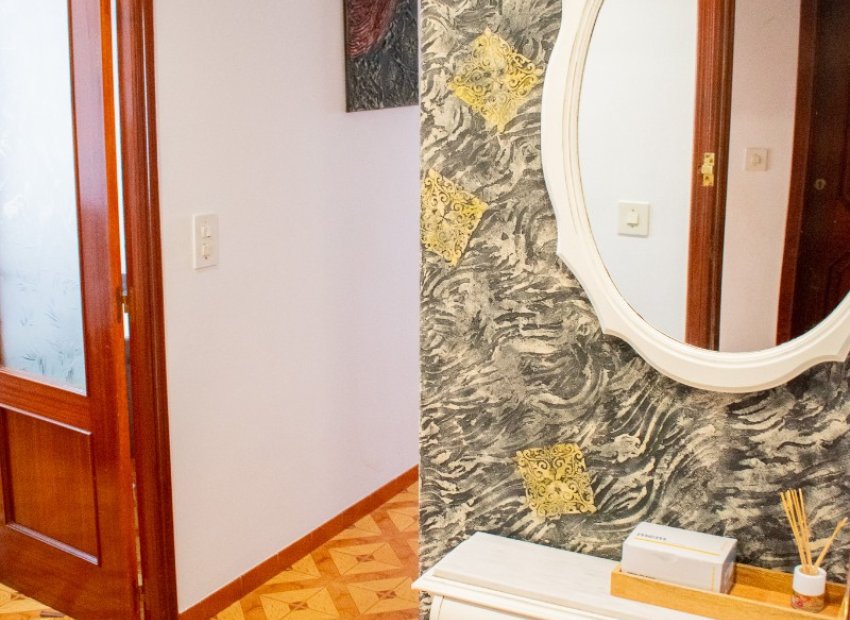 Herverkoop - Appartement / flat - Miramar