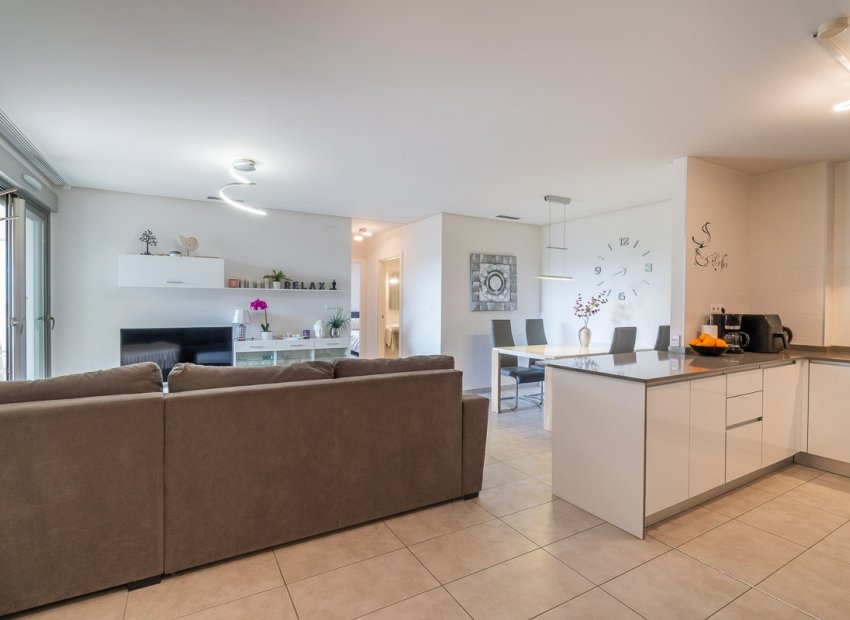 Herverkoop - Appartement / flat - Orihuela Costa - Los Dolses