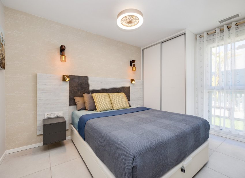 Herverkoop - Appartement / flat - Orihuela Costa - Playa Flamenca