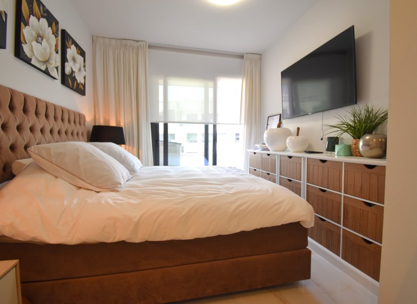 Herverkoop - Appartement / flat - Orihuela Costa - Playa Flamenca