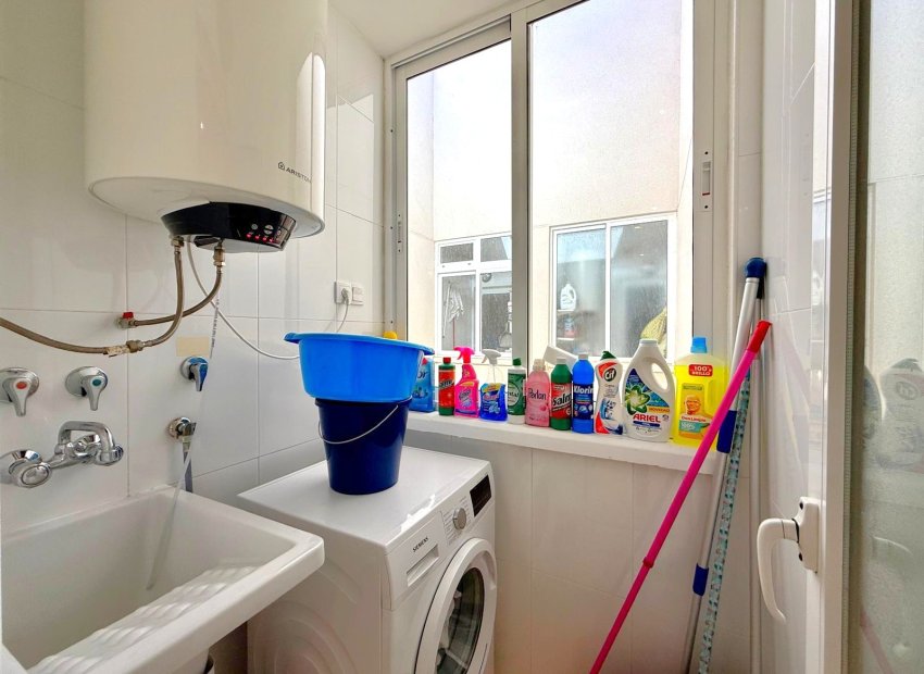 Herverkoop - Appartement / flat - Orihuela Costa - Playa Flamenca