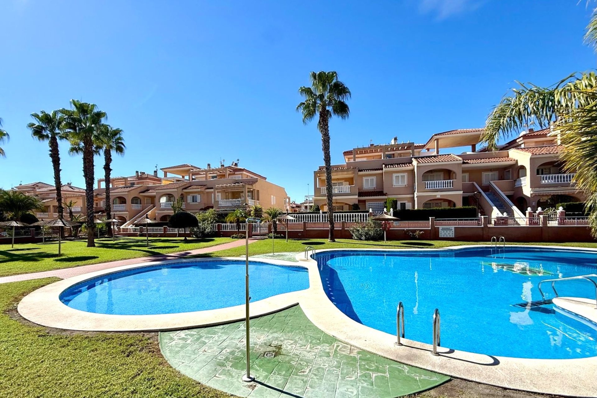 Herverkoop - Appartement / flat - Orihuela Costa - Playa Flamenca