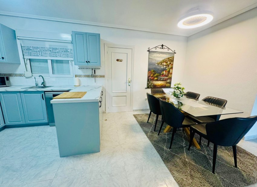 Herverkoop - Appartement / flat - Orihuela Costa - Playa Flamenca