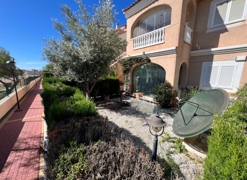 Herverkoop - Appartement / flat - Orihuela Costa - Playa Flamenca